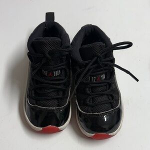 Jordan Kids Black and Red Sneakers